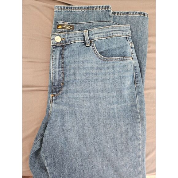 Lee Straight Leg, size 16 - Picture 8 of 10